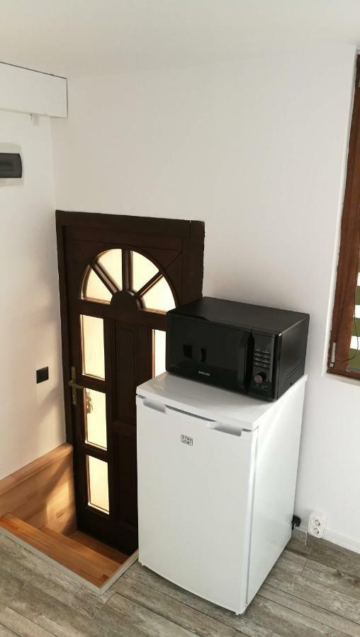 סיביו Amedeea'S Apartment מראה חיצוני תמונה